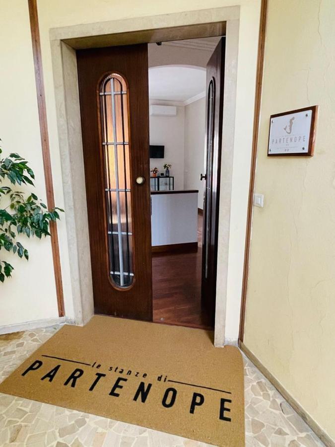 Le Stanze Di Partenope Napoli Exterior foto